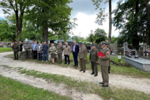 11.06.2022. Kielce. Odsłonięcie odrestaurowanego pomnika kapitana Jana Fijałkowskiego / Michał Kita / Radio Kielce