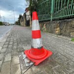 13.06.2022. Kielce. Uszkodzony słup przy ul. Wikaryjskiej / Wiktor Taszłow / Radio Kielce