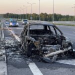 18.06.2022. Trasa S7 koło Skarżyska-Kamiennej. Pożar auta / Fot. Wiktor Taszłow - Radio Kielce