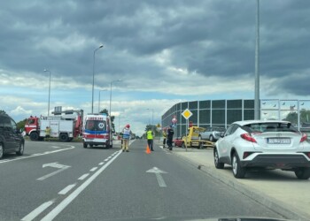 07.07.2022. Kielce. Kolizja na skrzyżowaniu ul. Zagnańskiej z ul. 1 Maja / Fot. Dionizy Krawczyński - Radio Kielce