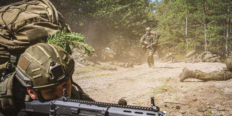 21.07.2022. Poligon Nowa Dęba. Sprawdzian w upale / Fot. ppor. Daniel Woś - ŚBOT