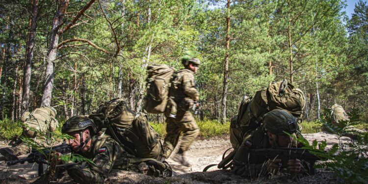 21.07.2022. Poligon Nowa Dęba. Sprawdzian w upale / Fot. ppor. Daniel Woś - ŚBOT