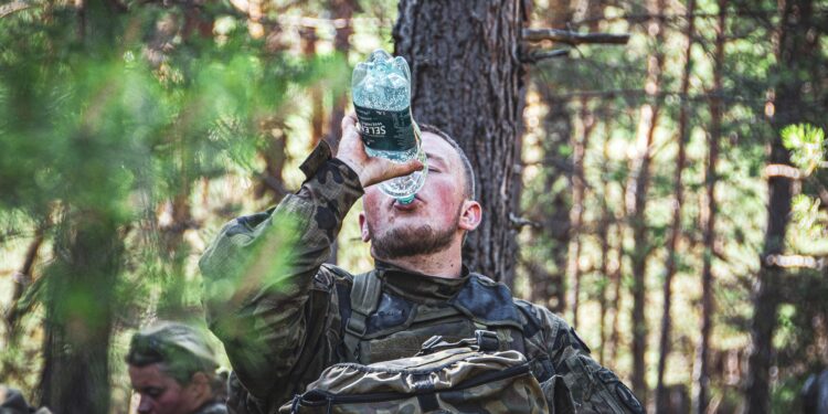 21.07.2022. Poligon Nowa Dęba. Sprawdzian w upale / Fot. ppor. Daniel Woś - ŚBOT