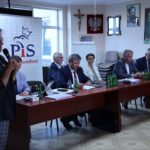 25.07.2022. Ostrowiec Św. Spotkanie z ministrem Andrzejem Adamczykiem. / Fot. Paweł Kwietniewski