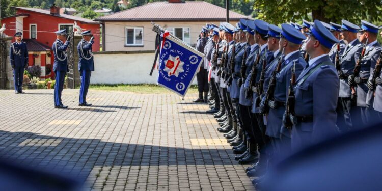 21.07.2022. Mirzec. Pogrzeb aspiranta Marcina Przygody / Fot. podkom. Damian Janus - Zespół Prasowy Komendy Wojewódzkiej Policji w Kielcach