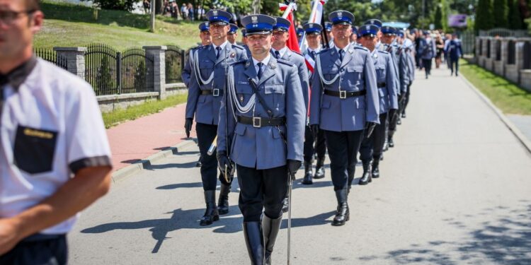 21.07.2022. Mirzec. Pogrzeb aspiranta Marcina Przygody / Fot. podkom. Damian Janus - Zespół Prasowy Komendy Wojewódzkiej Policji w Kielcach