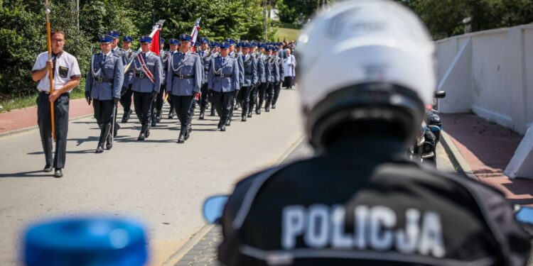 21.07.2022. Mirzec. Pogrzeb aspiranta Marcina Przygody / Fot. podkom. Damian Janus - Zespół Prasowy Komendy Wojewódzkiej Policji w Kielcach