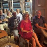 23.07.2022. Sandomierz. Ostatni koncert Festiwalu „Ucho Igielne”. Na zdjęciu (od lewej): Anna Krupka - wiceminister sportu i turystyki, Marcin Piwnik - sandomierski / Fot. Grażyna Szlęzak - Radio Kielce