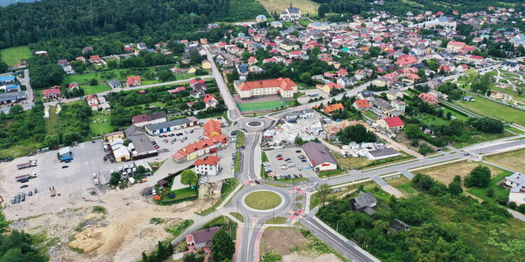 19.07.2022 Chęciny. Otwarcie dwóch nowych rond / Fot. Jarosław Kubalski - Radio Kielce