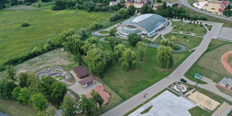 29.07.2022 Pińczów. Ośrodek sporu nad zalewem / Fot. Jarosław Kubalski - Radio Kielce