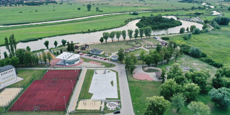 29.07.2022 Pińczów. Ośrodek sporu nad zalewem / Fot. Jarosław Kubalski - Radio Kielce