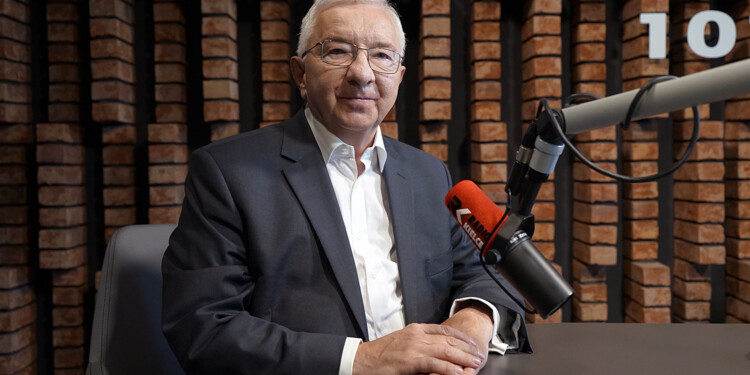 Na zdjęciu: poseł Krzysztof Lipiec, pełnomocnik kieleckiego okręgu Prawa i Sprawiedliwości / Fot. Robert Felczak - Radio Kielce