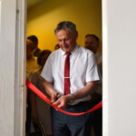 01.07.2022. Końskie. Otwarcie biura poselskiego Krzysztofa Lipca. Na zdjęciu: Zbigniew Koniusz - wojewoda świętokrzyski / Fot. Magdalena Galas-Klusek - Radio Kielce