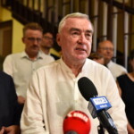 01.07.2022. Końskie. Otwarcie biura poselskiego Krzysztofa Lipca. Na zdjęciu (od lewej): poseł Krzysztof Lipiec, Andrzej Bętkowski - marszałek województwa / Fot. Magdalena Galas-Klusek - Radio Kielce