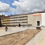 Hala widowiskowa w Końskich nabrała kształtu - Radio Kielce 12.07.2022. Końskie. Budowa hali widowiskowej / Fot. Magdalena Galas-Klusek - Radio Kielce