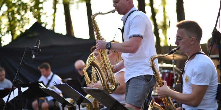 22.07.2022. Sielpia. Koncert Big Bandu. / Fot. Magdalena Galas-Klusek - Radio Kielce