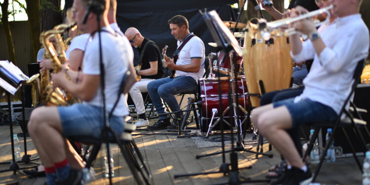 22.07.2022. Sielpia. Koncert Big Bandu. / Fot. Magdalena Galas-Klusek - Radio Kielce