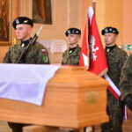 23.07.2022. Pilczyca. Pogrzeb szczątków żołnierzy Armii Krajowej / Fot. Magdalena Galas-Klusek - Radio Kielce