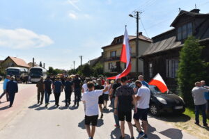 23.07.2022. Pilczyca. Pogrzeb szczątków żołnierzy Armii Krajowej / Fot. Magdalena Galas-Klusek - Radio Kielce