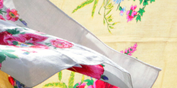 RYM SIĘ NIESIE PO POLU PO LESIE. „Kupił mi Jaś chustkę” [POSŁUCHAJ] - Radio Kielce