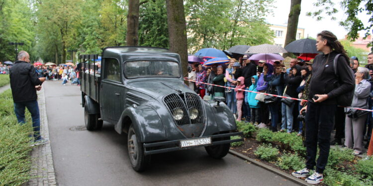 31.07.2022. Busko-Zdrój. Widowisko historyczne pt. Powstanie Warszawskie. / Fot. Marta Gajda-Kruk - Radio Kielce