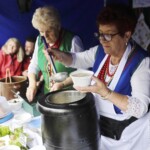 Poznaliśmy najlepsze potrawy powiatu. Tym razem inspirowane przepisami babci - Radio Kielce 10.07.2022. Tokarnia. XV Konkurs Na Najsmaczniejszą Potrawę Powiatu Kieleckiego / Fot. Jarosław Kubalski - Radio Kielce