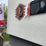 30.07.2022. Sandomierz. Obchodzy 78. rocznicy Powstania Warszawskiego. Odsłonięcie tablicy K. K. Baczyńskiego / Fot. Grażyna Szlęzak - Radio Kielce