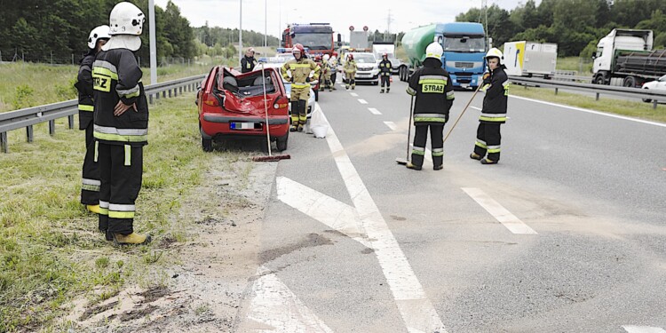 07.07.2022. Suchedniów. Wypadek na S7 / Fot. Jarosław Kubalski - Radio Kielce