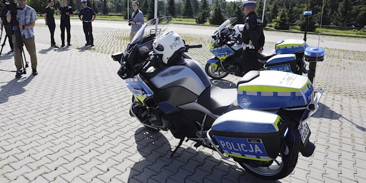 25.07.2022. Kielce. Nowe motocykle świętokrzyskiej policji / Fot. Jarosław Kubalski - Radio Kielce