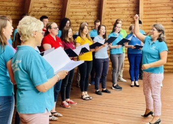 02.07.2022. Busko-Zdrój. Koncert chórów akademickich. Chór Akademicki Politechniki Świętokrzyskiej / Fot. Dorota Klusek - Radio Kielce