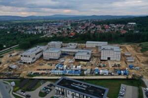 06.07.2022. Kielce. Budowa Świętokrzyskiego Kampusu Głównego Urzędu Miar / Fot. Jarosław Kubalski - Radio Kielce