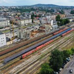 Parking nad torami, jeśli powstanie to za wiele lat - Radio Kielce 08.07.2022. Kielce. Remont dworca kolejowego / Fot. Jarosław Kubalski - Radio Kielce