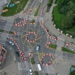 Kielce. Tymczasowe rondo na skrzyżowaniu ulic Ogrodowej, Jana Pawła II i Seminaryjskiej / Fot. Jarosław Kubalski - Radio Kielce