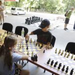 27.07.2022. Kielce. Park Miejski. Wakacyjna Szkoła Szachowa Radia Kielce / Fot. Jarosław Kubalski - Radio Kielce