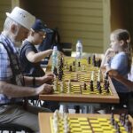 27.07.2022. Kielce. Park Miejski. Wakacyjna Szkoła Szachowa Radia Kielce / Fot. Jarosław Kubalski - Radio Kielce