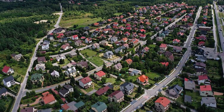 27.07.2022. Piekoszów. Widok na miejscowość / Fot. Jarosław Kubalski - Radio Kielce