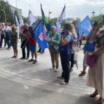 30.07.2022. Kielce. Świętokrzyski Urząd Wojewódzki. Pikieta OPZZ / Fot. Kamil Król - Radio Kielce