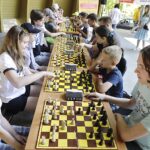 21.07.2022. Kielce. Park Miejski. Wakacyjna Szkoła Szachowa Radia Kielce / Fot. Jarosław Kublaski - Radio Kielce
