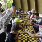 21.07.2022. Kielce. Park Miejski. Wakacyjna Szkoła Szachowa Radia Kielce / Fot. Jarosław Kublaski - Radio Kielce