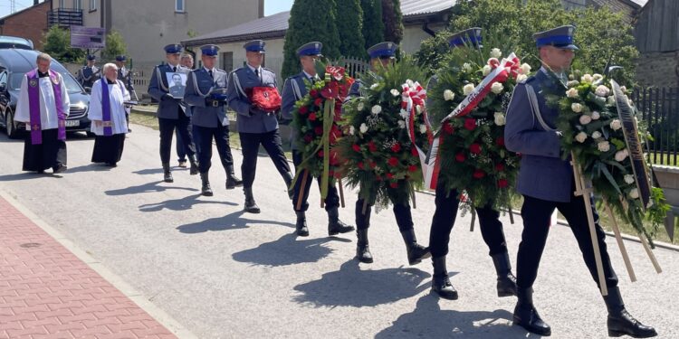 21.07.2022. Mirzec. Pogrzeb aspiranta Marcina Przygody / Fot. Anna Głąb - Radio Kielce