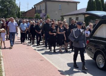 21.07.2022. Mirzec. Pogrzeb aspiranta Marcina Przygody / Fot. Anna Głąb - Radio Kielce