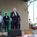 17.07.2022. Skalbmierz. Powiatowe eliminacje 7. „Bitwy regionów”. Na zdjęciu: poseł Krzysztof Lipiec. / Fot. Marta Gajda-Kruk - Radio Kielce