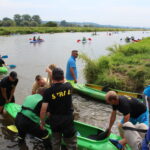 30.07. 2022. Pińczów. IV Spływ Kajakowy im. Jerzego Głowackiego / Fot. Marta Gajda-Kruk - Radio Kielce