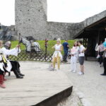 16.07.2022. Zamek w Chęcinach. Pokazy rycerzy Zakonu Krzyżackiego / Fot. Wiktor Taszłow - Radio Kielce