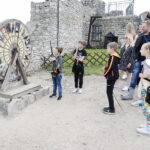 16.07.2022. Zamek w Chęcinach. Pokazy rycerzy Zakonu Krzyżackiego / Fot. Wiktor Taszłow - Radio Kielce