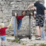 16.07.2022. Zamek w Chęcinach. Pokazy rycerzy Zakonu Krzyżackiego / Fot. Wiktor Taszłow - Radio Kielce