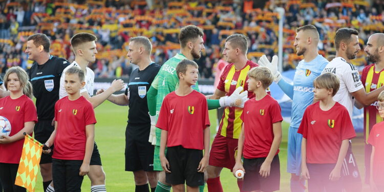 16.07.2022. Kielce. PKO BP Ekstraklasa - 1. kolejka. Mecz: Korona Kielce - Legia Warszawa / Fot. Wiktor Taszłow - Radio Kielce