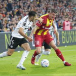 16.07.2022. Kielce. PKO BP Ekstraklasa - 1. kolejka. Mecz: Korona Kielce - Legia Warszawa. Na zdjęciu (z prawej): Jacek Kiełb / Fot. Wiktor Taszłow - Radio Kielce