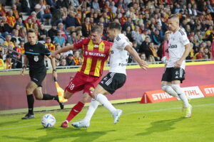 16.07.2022. Kielce. PKO BP Ekstraklasa - 1. kolejka. Mecz: Korona Kielce - Legia Warszawa. Na zdjęciu (z lewej): Jacek Kiełb / Fot. Wiktor Taszłow - Radio Kielce