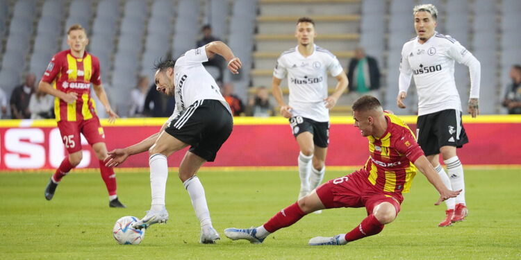 16.07.2022. Kielce. PKO BP Ekstraklasa - 1. kolejka. Mecz: Korona Kielce - Legia Warszawa / Fot. Wiktor Taszłow - Radio Kielce